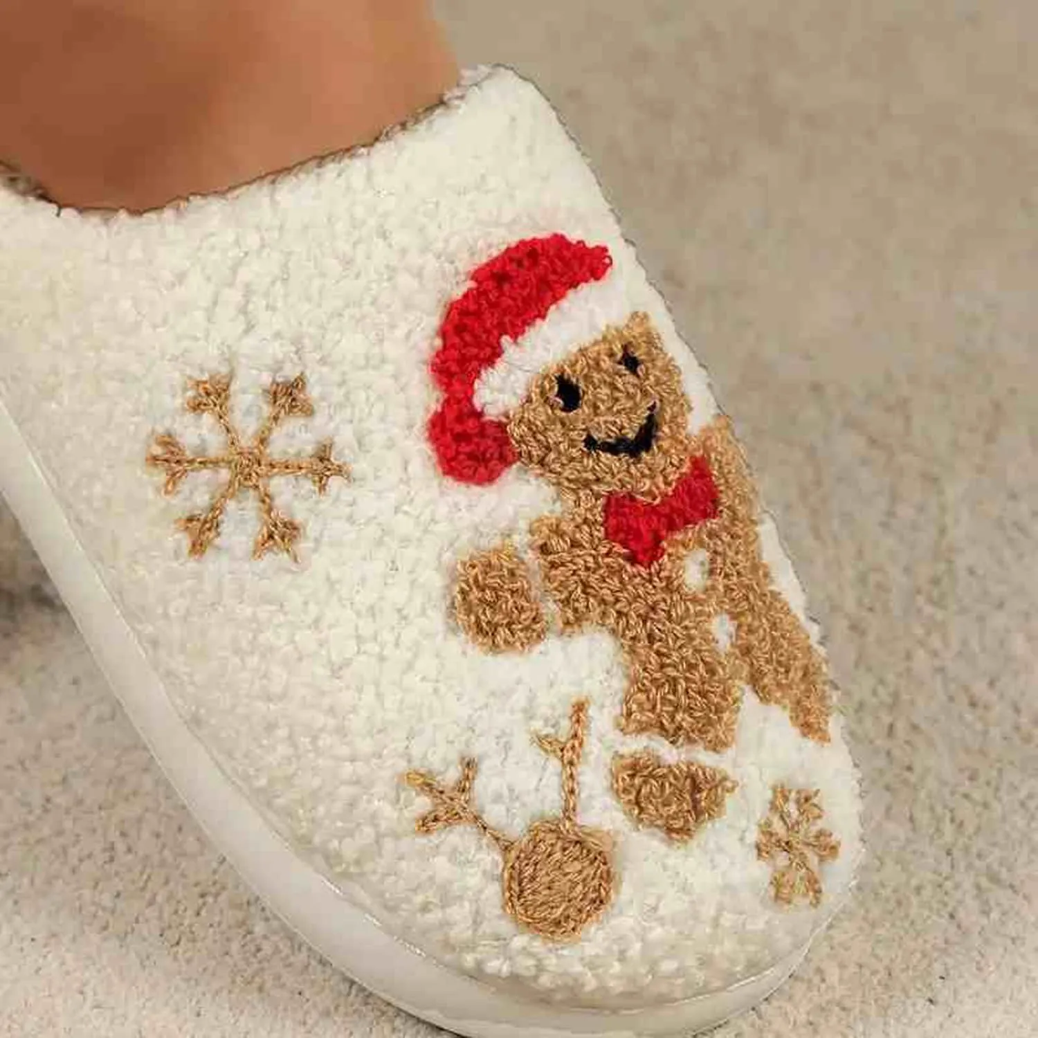 Christmas Slippers for Women Men Cute Cartoon Winter Plush Furry Funny Slippers Comfy Warm House Shoes