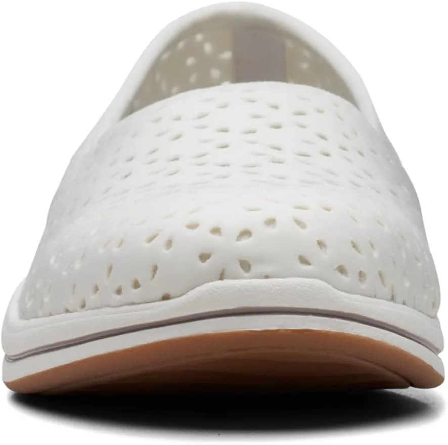 Clarks Women's Breeze Emily Loafer