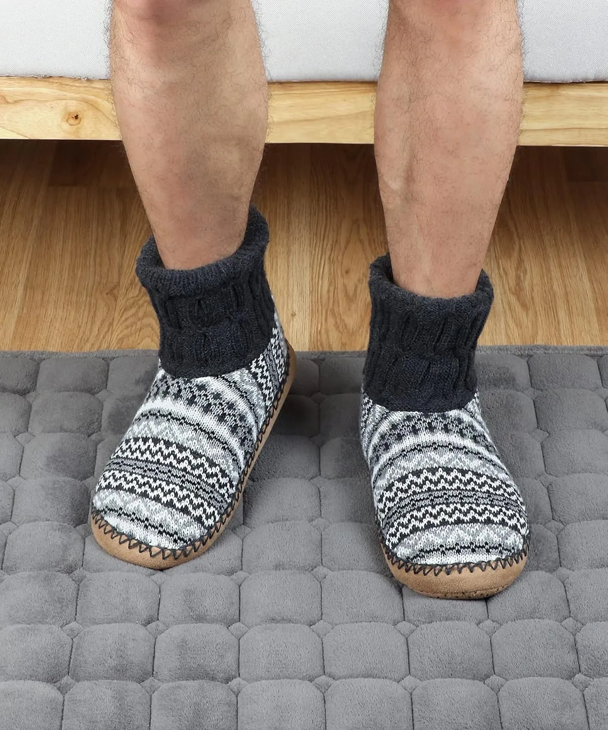 DICUIRD Slipper Socks for Mens,Fuzzy Sherpa Lined Socks with Soft Soles,Cozy Warm House Indoor Booties with Non Slip Bottoms, Mens Winter Christmas Gifts
