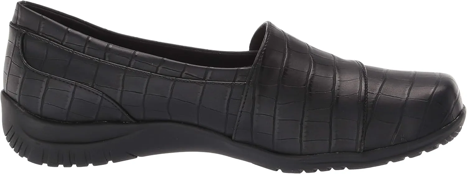 Easy Street Women's Cinnamon Sneaker