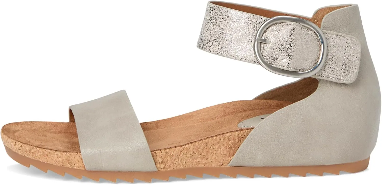 Eurosoft by Sofft Women's Ginney Flat Sandal