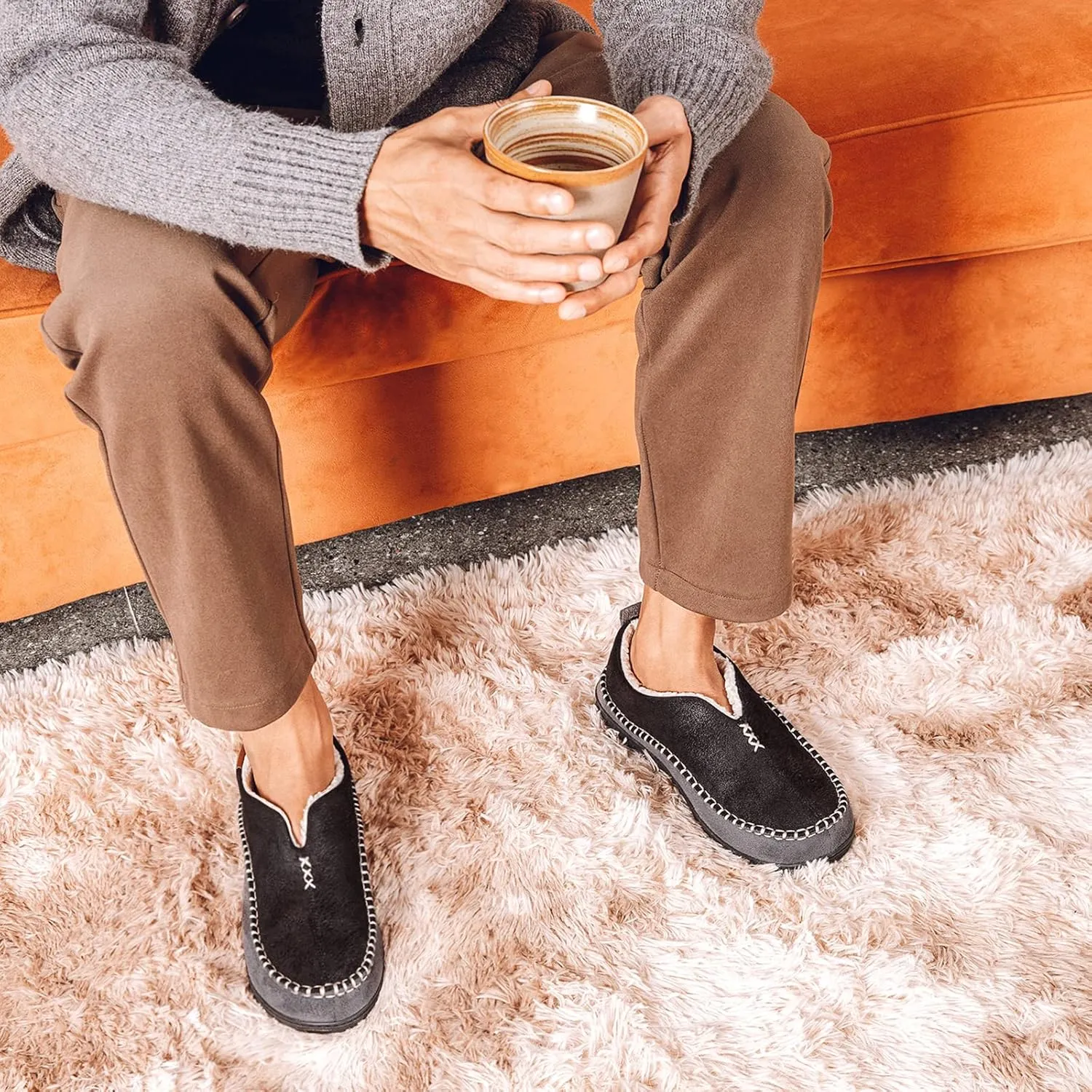 EverFoams Men's Moccasin Slippers Memory Foam Indoor/Outdoor Warm Suede House Shoes with Fuzzy Sherpa Lining