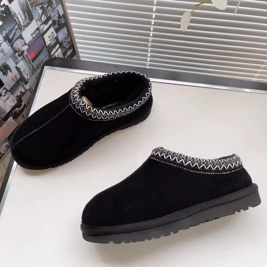 Fleece Lined Women's Mini Ankle Boot Slippers - Classic Snow Boots with Anti-Slip Platforms for Indoor & Outdoor Use