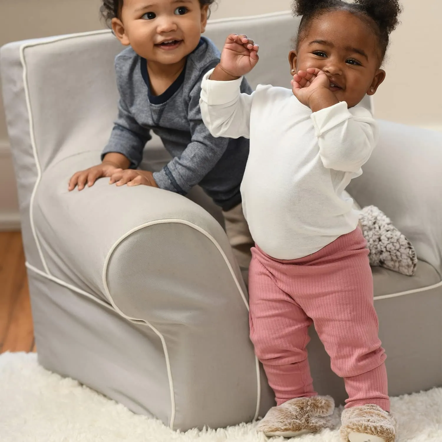 Fruit of the Loom Cozy Thermal Wrap Booties with Non-Skids for Baby Girls, Boys, Unisex