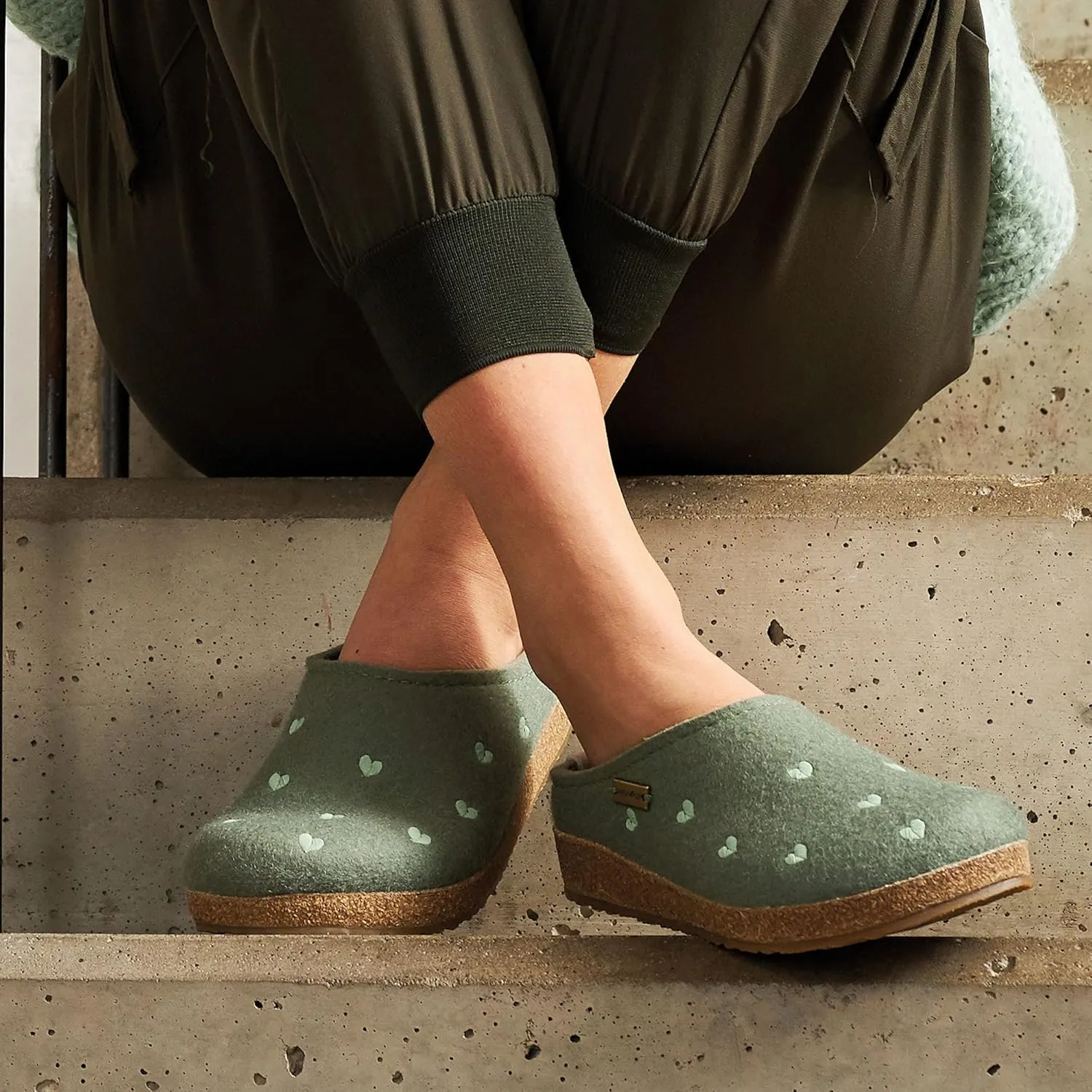 HAFLINGER Cuoricini Felt Clog Wool Slipper