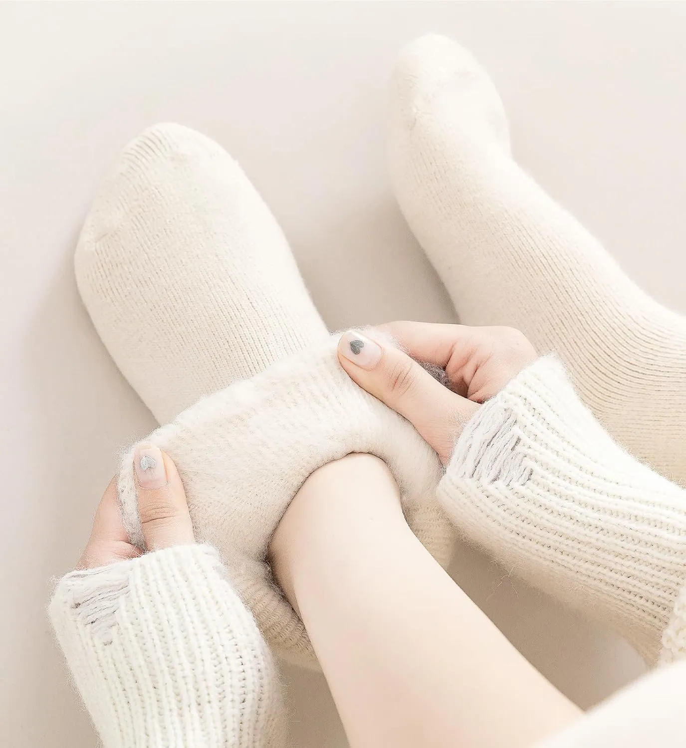 KANAV 7 Pairs Warm Winter Socks for Women Thick Thermal Boot Socks Comfy Slouchy Fuzzy Slipper Socks Cozy Chunky Ankle Socks