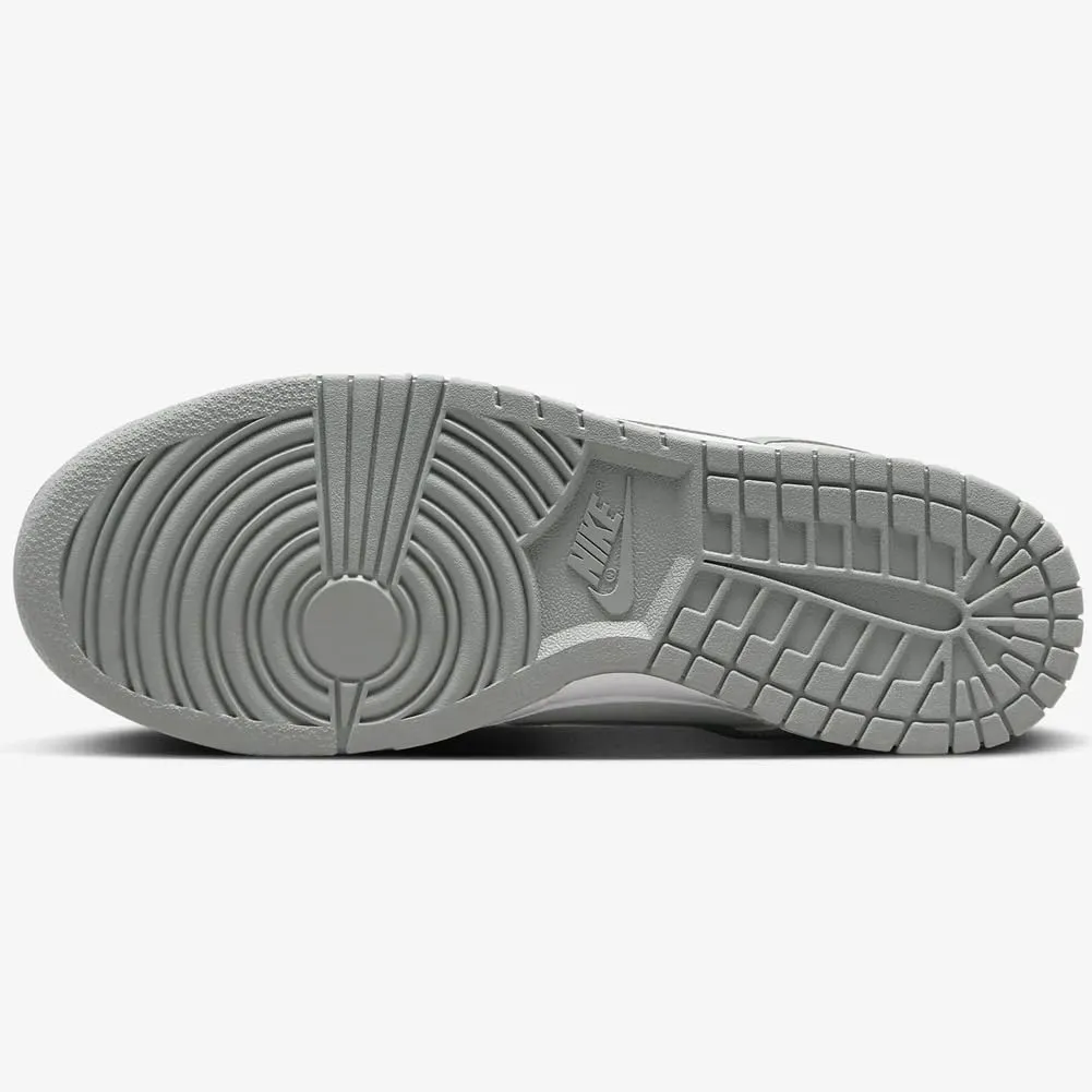 Nike Men's Sneaker