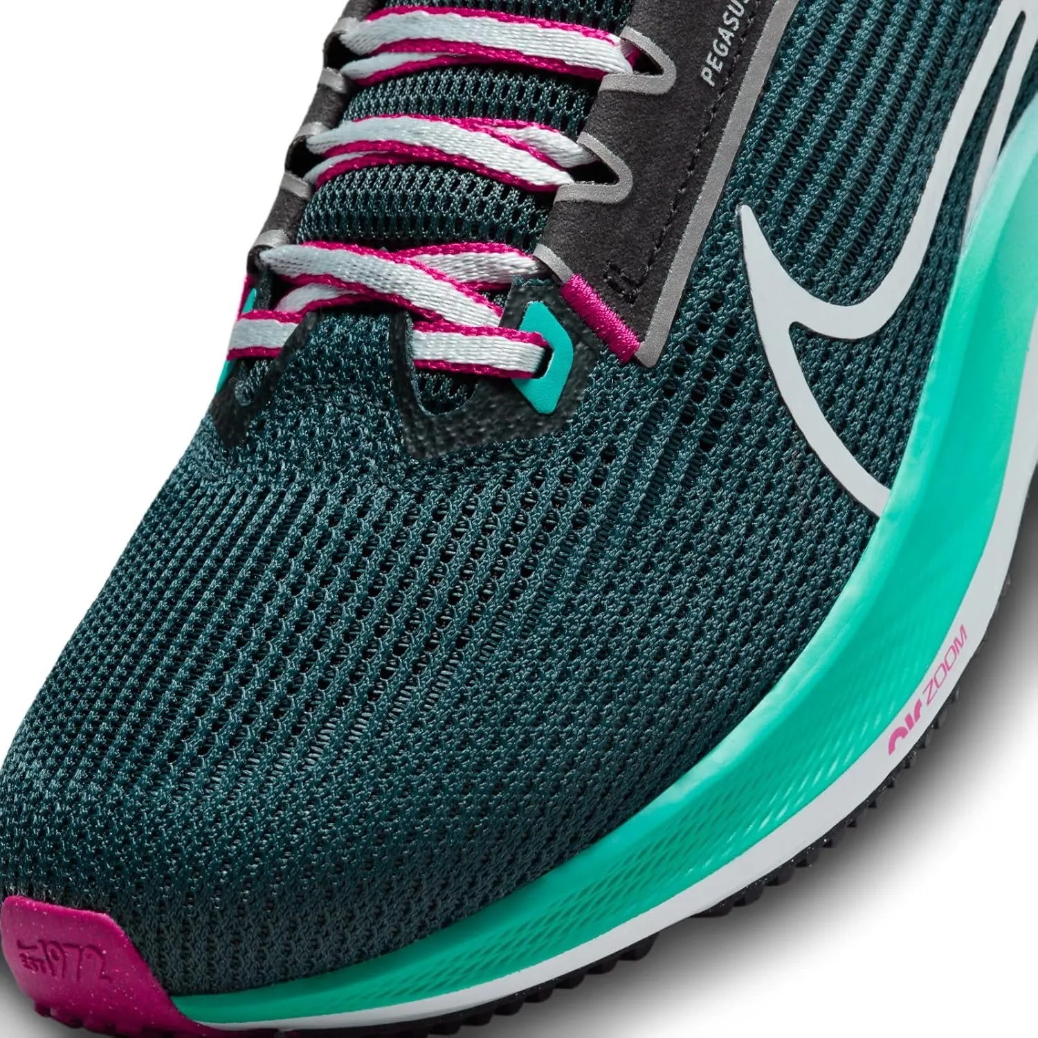 Nike Women's Gymnastics Shoes Sneaker