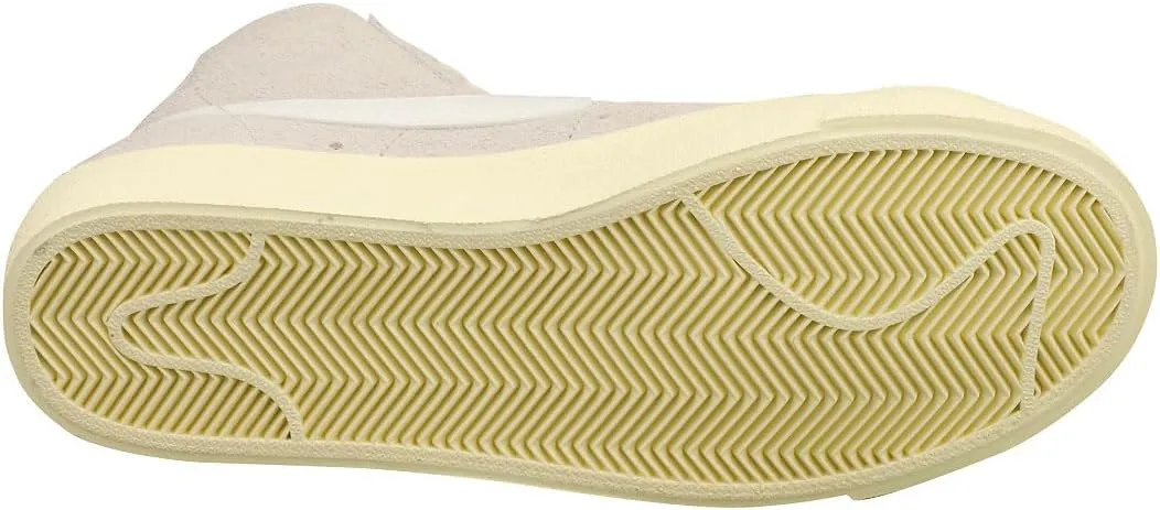 Nike Women's Sneaker, Medium