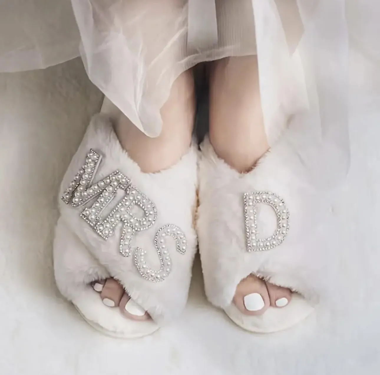 Personalized Initial Wedding Bride Slippers MRS Pearl Letter Bridal Shower Gifts for Wedding Day (Ivory M)