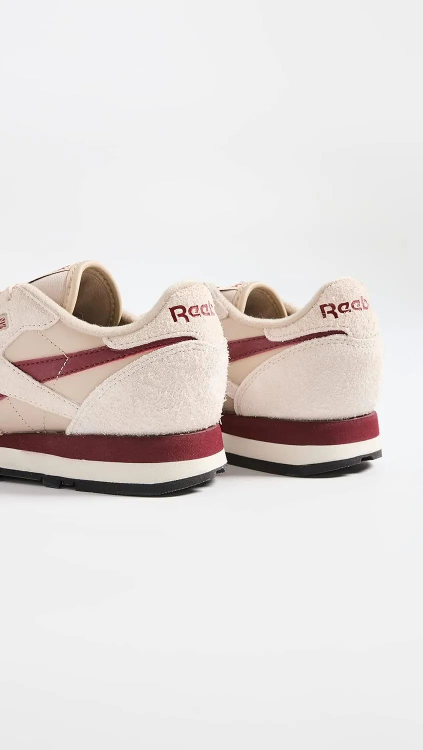 Reebok Unisex-Adult Classic Leather Sneaker