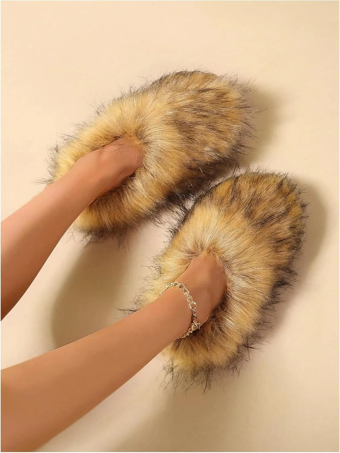 Verdusa Women's Furry Faux Fur House Slippers Warm Home Slipper Shoes