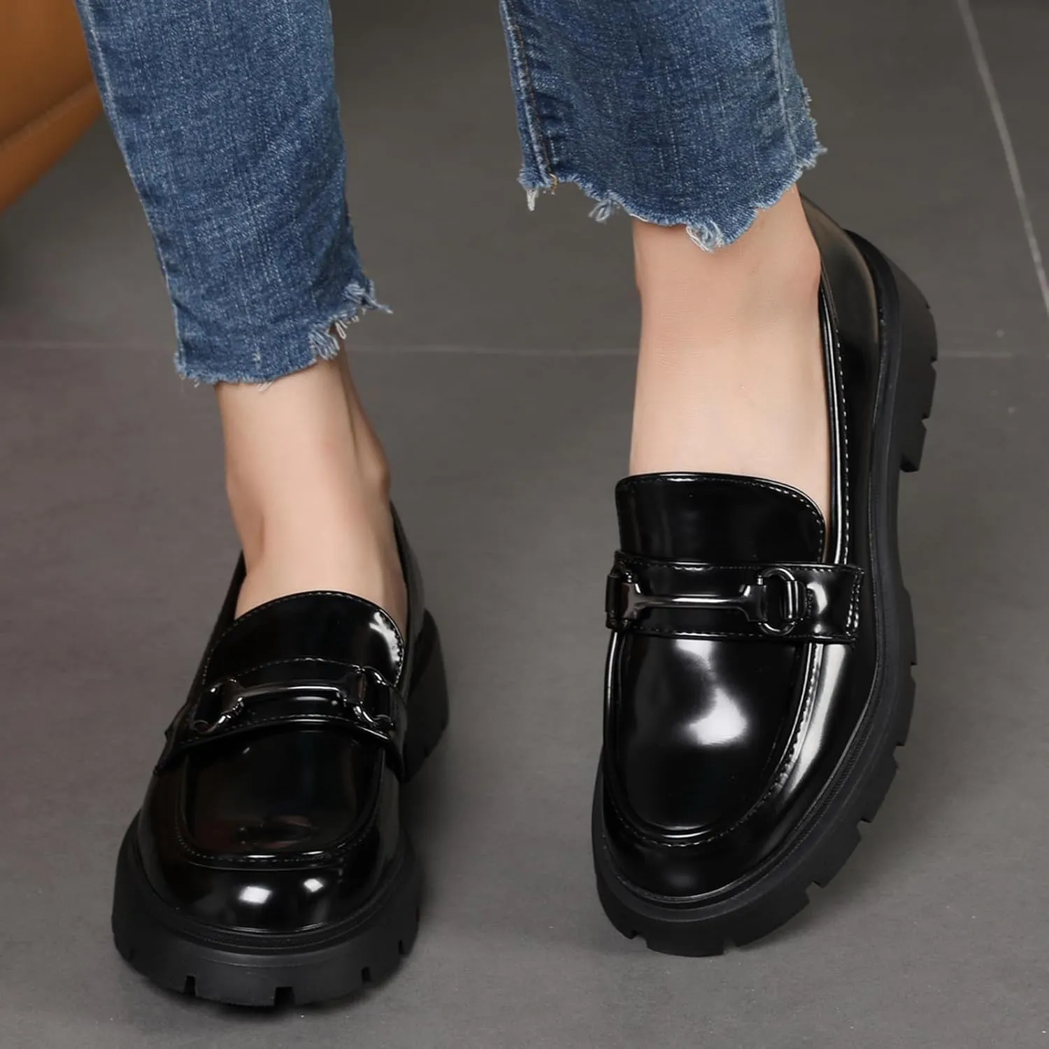 Women's Chunky Platform Loafers with Chain or Buckle Patent Leather Black Penny Loafers Fashion Office Shoes School Dress Shoes Comfort Slip-on
